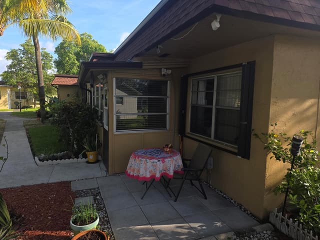 2002 SW Natura Boulevard # B, Deerfield Beach FL 33441 - Deerfield Beach, FL - Photo 5