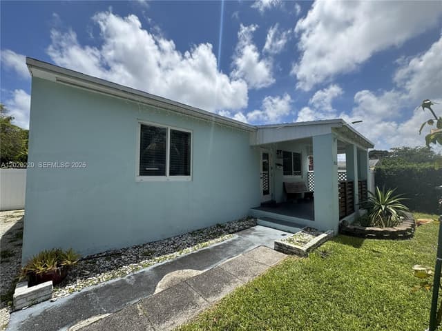 2726 Taylor St, Hollywood FL 33020 - Hollywood, FL - Photo 3