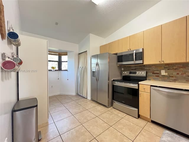 22731 SW 88th Pl # 303, Cutler Bay FL 33190 - Cutler Bay, FL - Photo 5