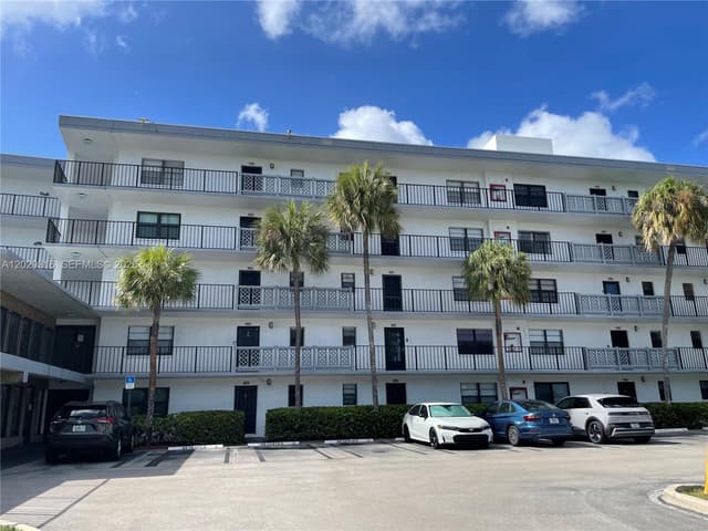 9235 SW 8th St # 209, Boca Raton FL 33428 - Boca Raton, FL - Photo 7