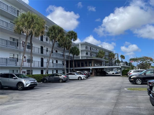 9235 SW 8th St # 209, Boca Raton FL 33428 - Boca Raton, FL - Photo 4