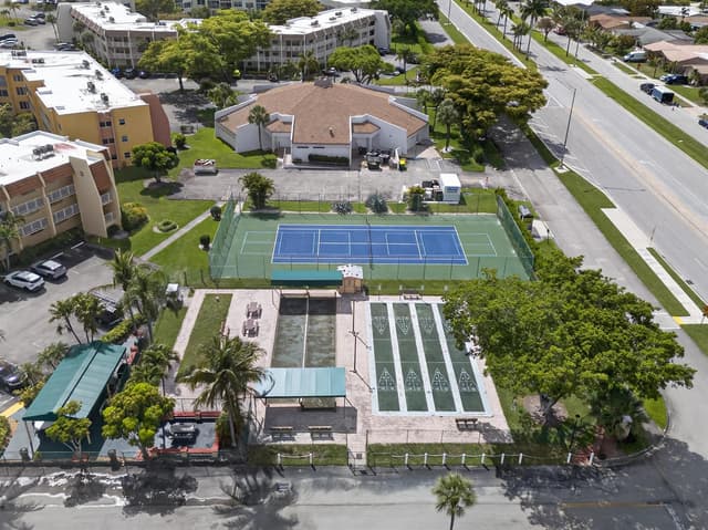 6570 Royal Palm Boulevard # 306j, Margate FL 33063 - Margate, FL - Photo 2