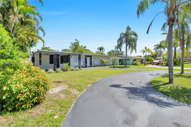 317 NW 27th St, Wilton Manors FL 33311 - Wilton Manors, FL - Photo 2