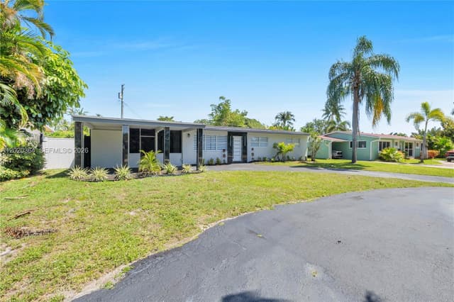 317 NW 27th St, Wilton Manors FL 33311 - Wilton Manors, FL - Photo 3