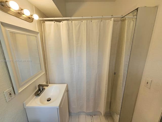 300 NW 84th Ter # 300, Miami FL 33150 - Miami, FL - Photo 7