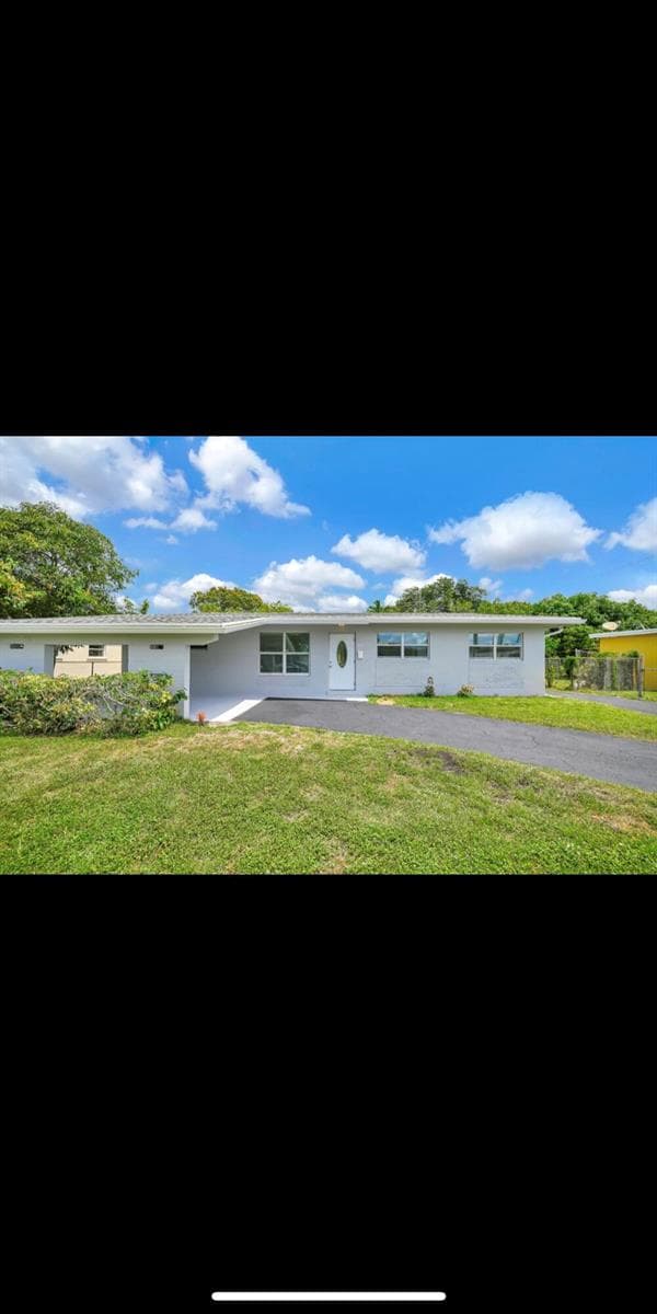 1112 NW 43rd Terrace, Lauderhill FL 33313 - Lauderhill, FL - Photo 6