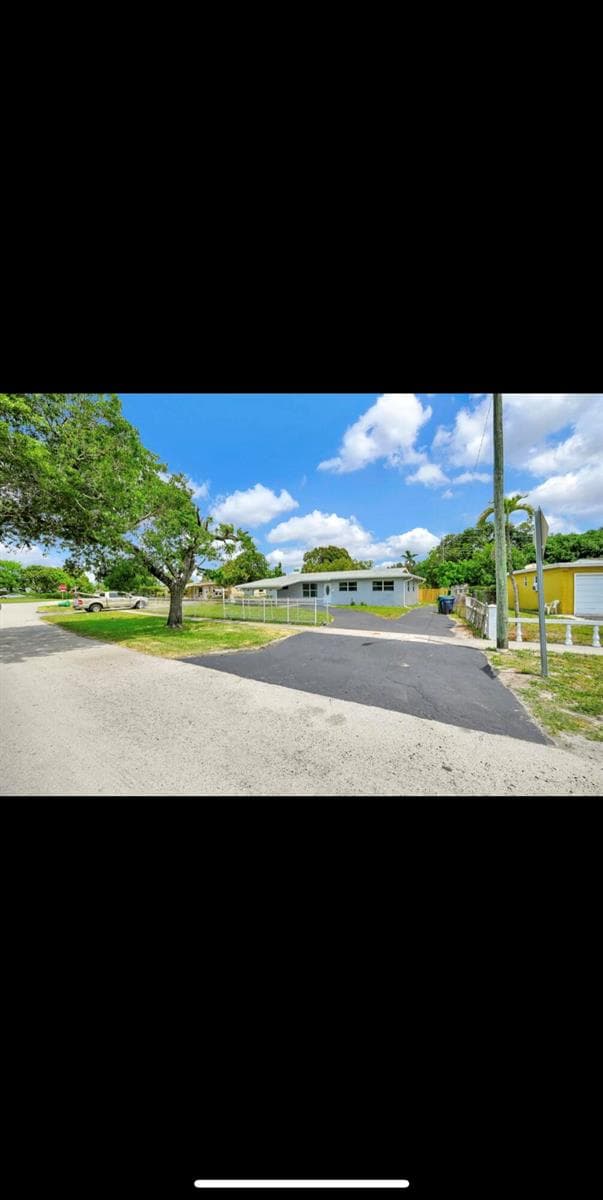 1112 NW 43rd Terrace, Lauderhill FL 33313 - Lauderhill, FL - Photo 7