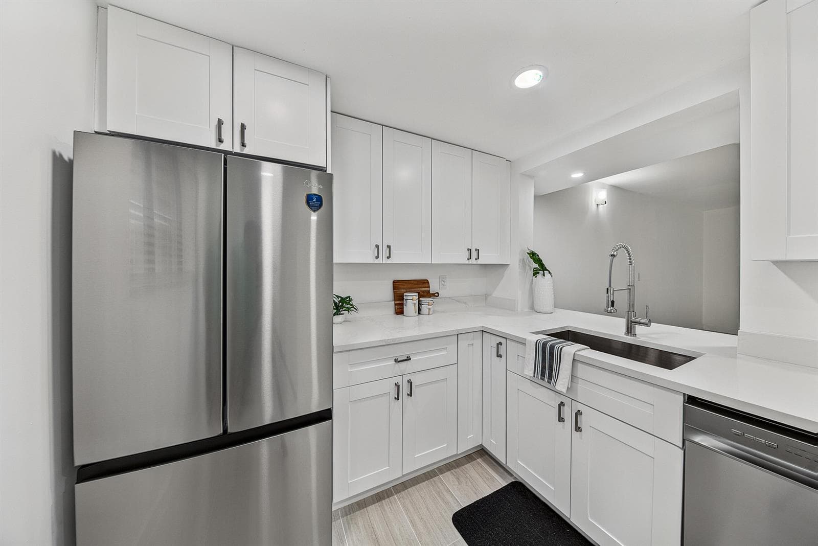 5220 Las Verdes Circle # 317, Delray Beach FL 33484 - Delray Beach, FL - Photo 1