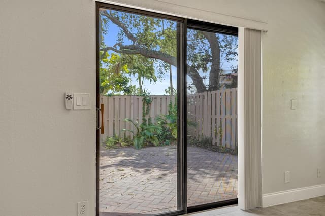4260 Village Drive # D, Delray Beach FL 33445 - Delray Beach, FL - Photo 5