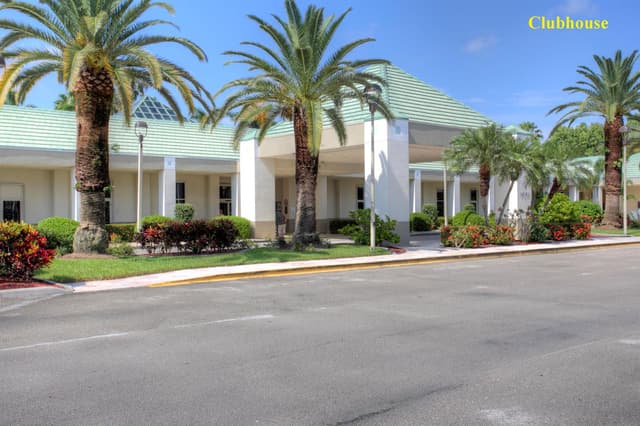 2502 Antigua Terrace # F4, Coconut Creek FL 33066 - Coconut Creek, FL - Photo 3