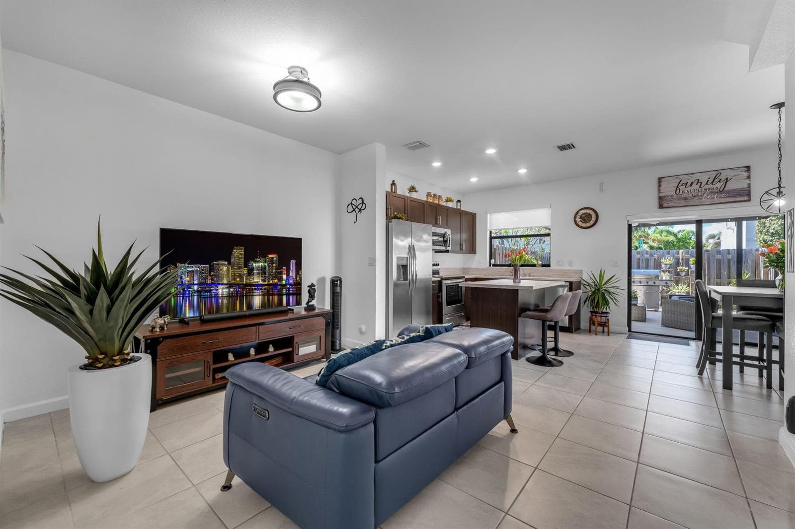 11821 SW 245th Terrace, Homestead FL 33032