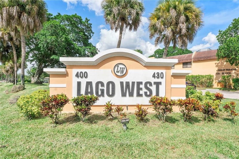 430 Commodore Dr # 213, Plantation FL 33325