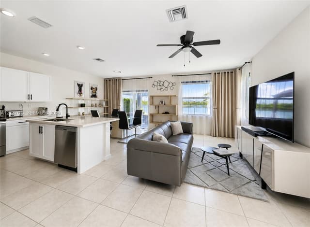 20636 NE 5th Pl, Miami FL 33179 - Miami, FL - Photo 7