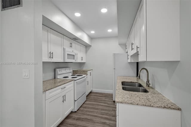 245 NE 191st St # 3014, Miami FL 33179 - Miami, FL - Photo 5