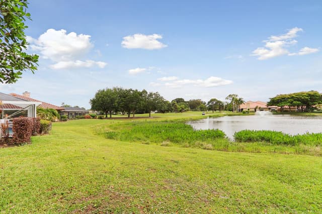2 Old Fence Road, Palm Beach Gardens FL 33418 - Palm Beach Gardens, FL - Photo 5