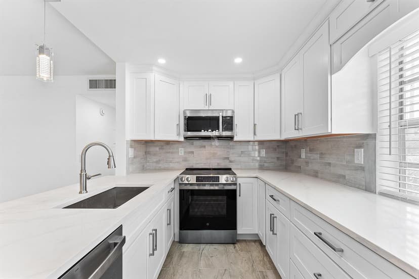 790 Burgundy Q, Delray Beach FL 33484
