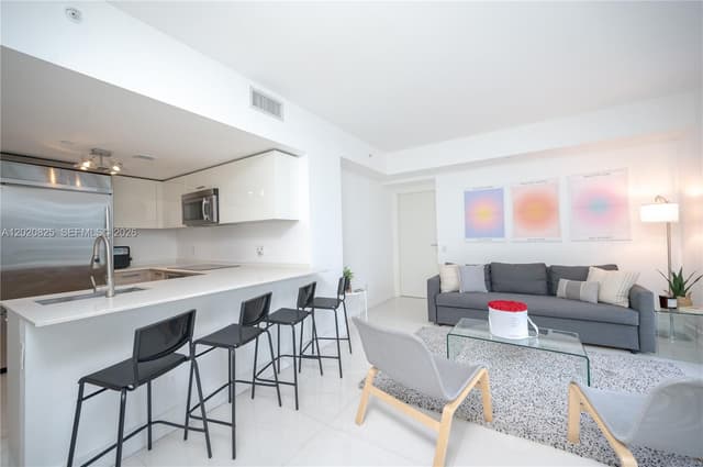 1300 Brickell Bay Dr # 1601, Miami FL 33131 - Miami, FL - Photo 5