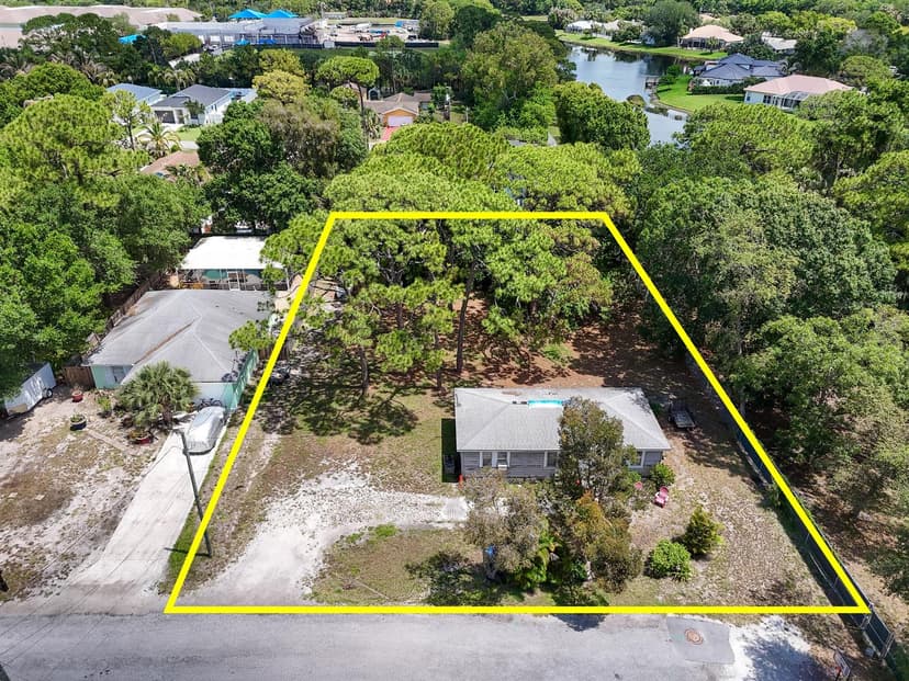 6761 Palm Garden Street, Jupiter FL 33458