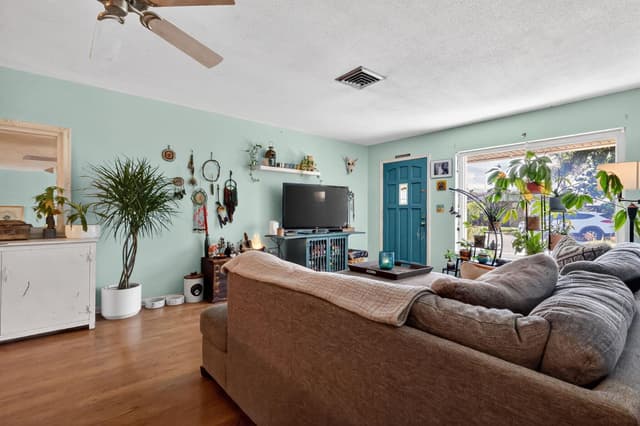 1525 N M Street, FL 33460 - Photo 6