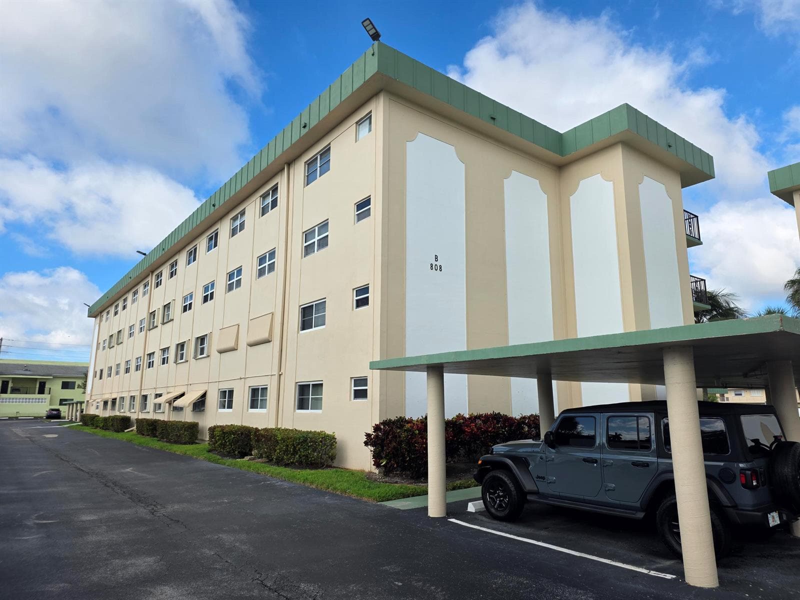 808 SE 7th Street # 101, Deerfield Beach FL 33441 - Deerfield Beach, FL - Photo 1