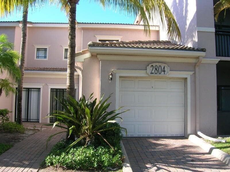 2804 Sarento Place # 113, Palm Beach Gardens FL 33410