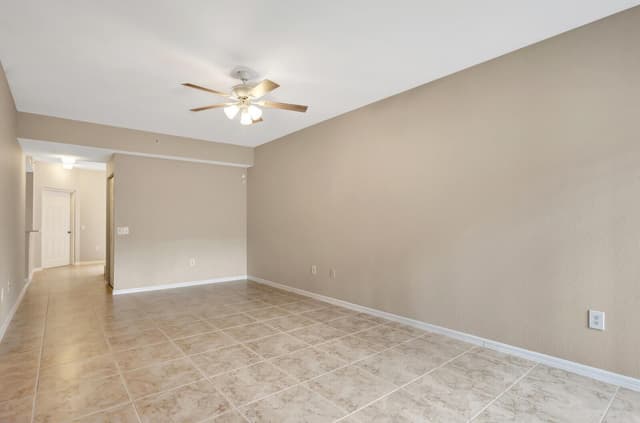 2804 Sarento Place # 113, Palm Beach Gardens FL 33410 - Palm Beach Gardens, FL - Photo 4