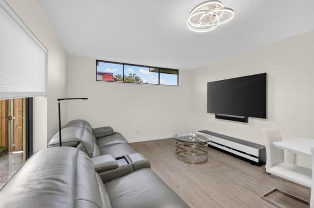 8385 Trent Court # D, Boca Raton FL 33433 - Boca Raton, FL - Photo 6