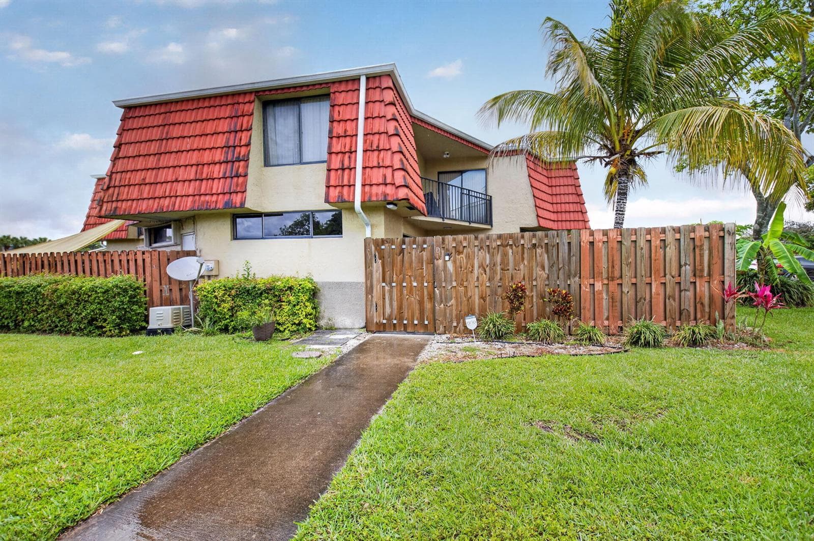 8385 Trent Court # D, Boca Raton FL 33433 - Boca Raton, FL - Photo 1