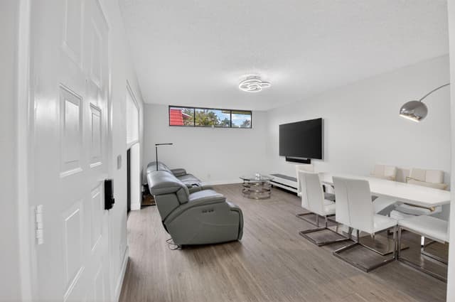 8385 Trent Court # D, Boca Raton FL 33433 - Boca Raton, FL - Photo 4
