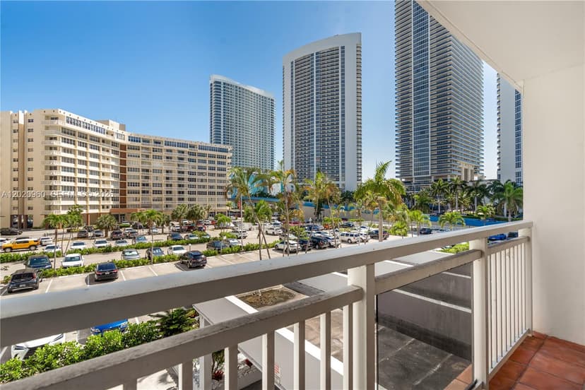 1849 S Ocean Dr # 305, Hallandale Beach FL 33009