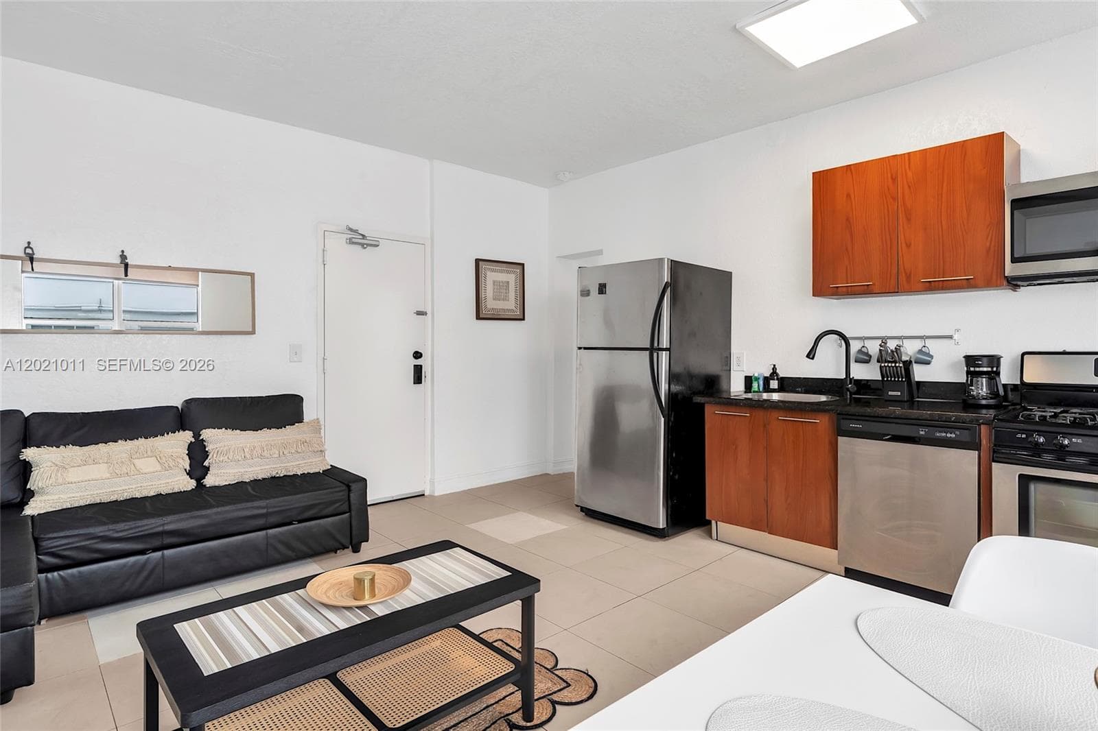 500 14th St # 101, Miami Beach FL 33139 - Miami Beach, FL - Photo 1