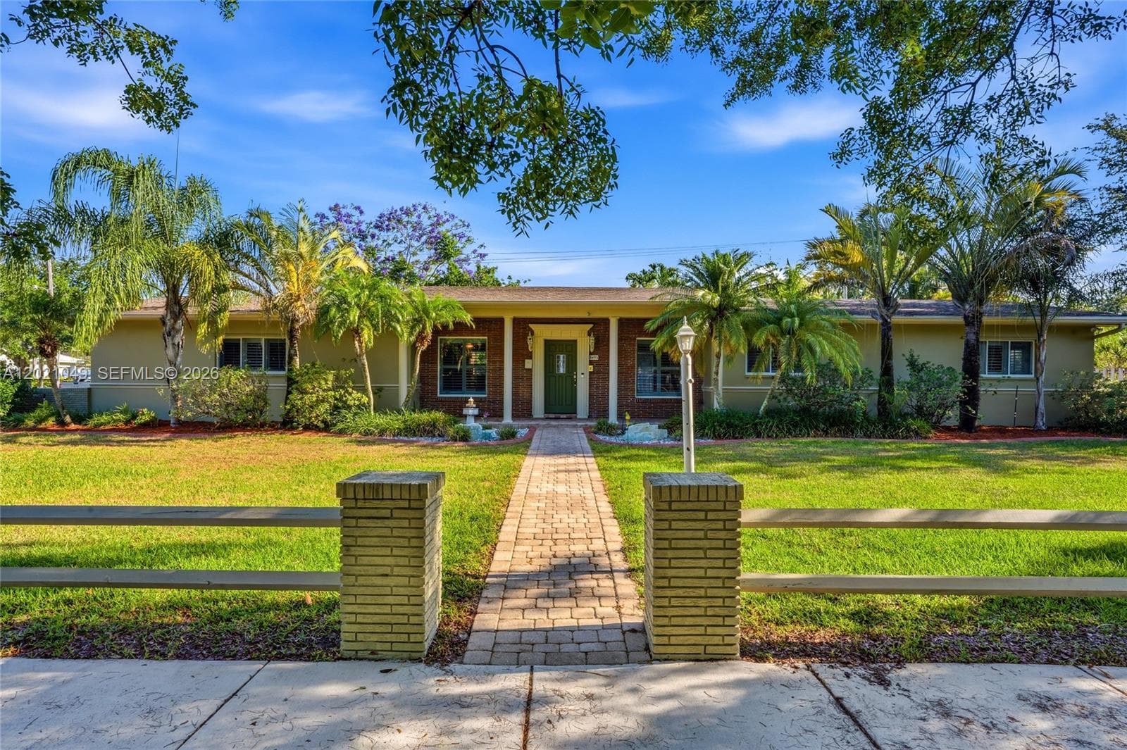 8495 SW 160th St, Palmetto Bay FL 33157