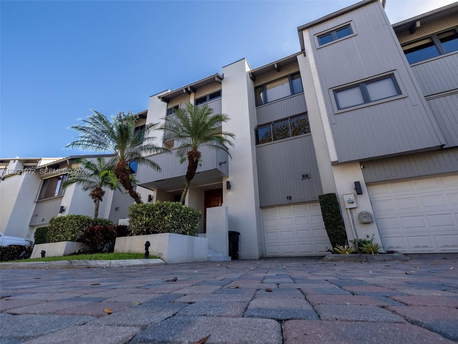 19 Port Side Dr # 19C, Fort Lauderdale FL 33316 - Fort Lauderdale, FL - Photo 1