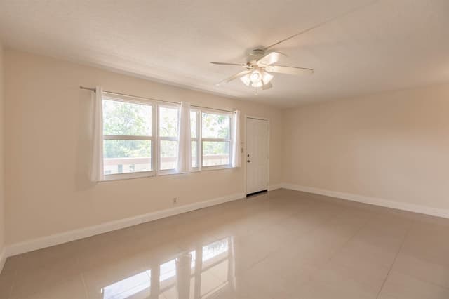 4302 Martinique Circle # H3, Coconut Creek FL 33066 - Coconut Creek, FL - Photo 7