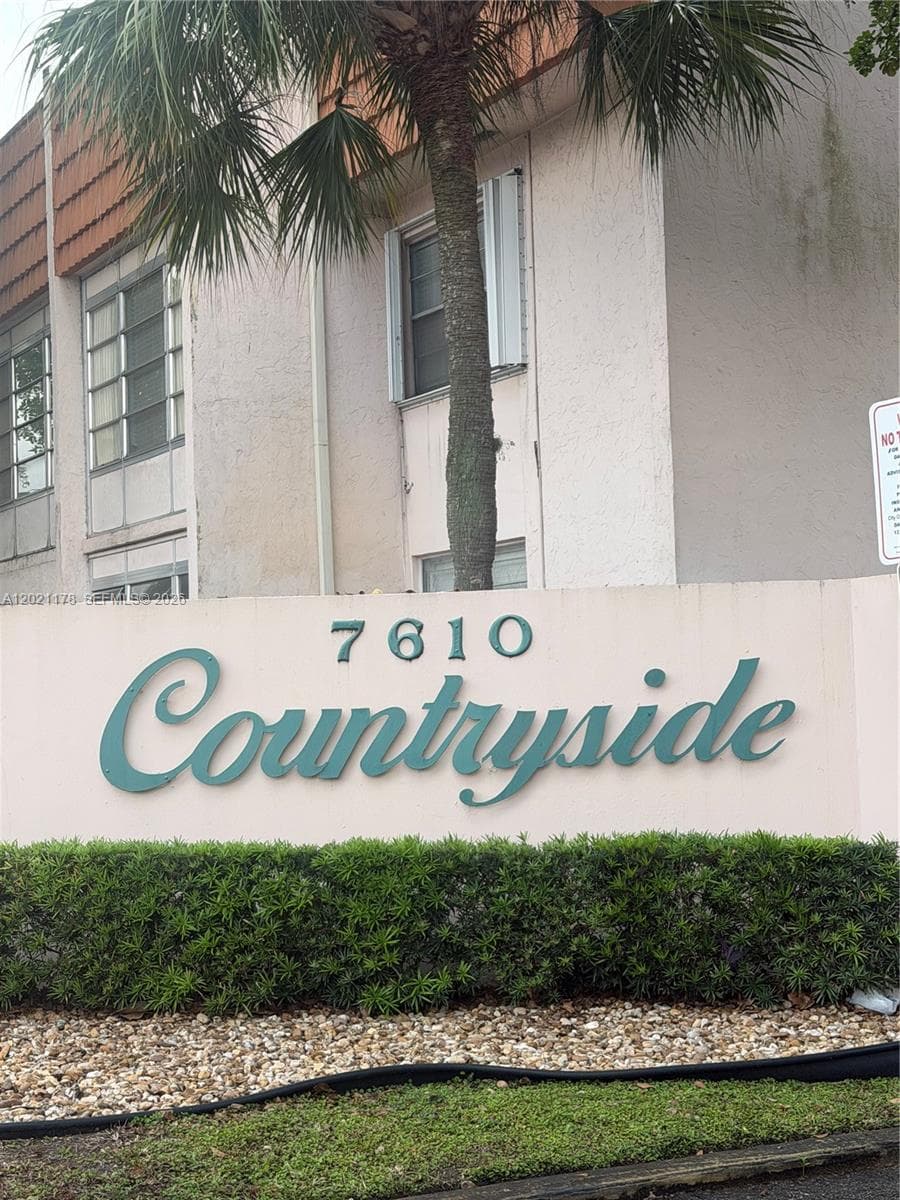 7610 Stirling Rd # 205G, Davie FL 33024 - Davie, FL - Photo 1