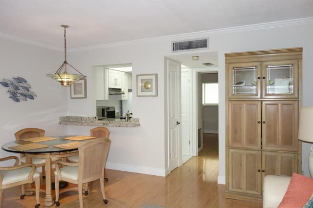 2020 Terra Mar Drive # 205, Pompano Beach FL 33062 - Pompano Beach, FL - Photo 2