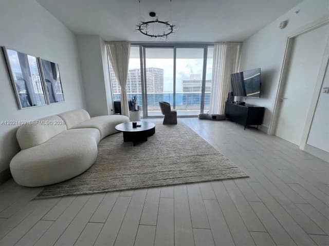 200 Biscayne Boulevard Way # 5004, Miami FL 33131 - Miami, FL - Photo 7