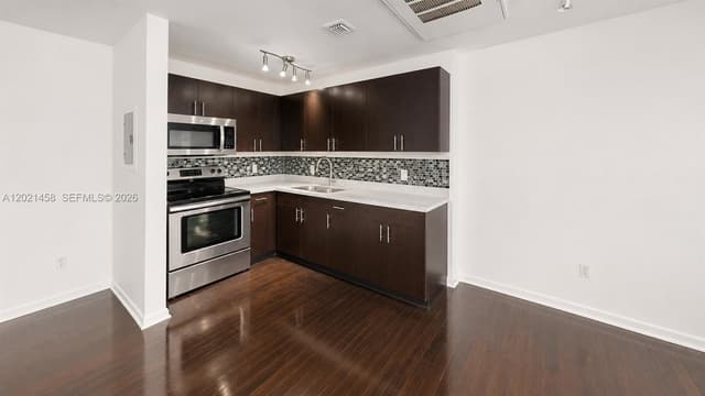 1542 Drexel Ave # 105, Miami Beach FL 33139 - Miami Beach, FL - Photo 2