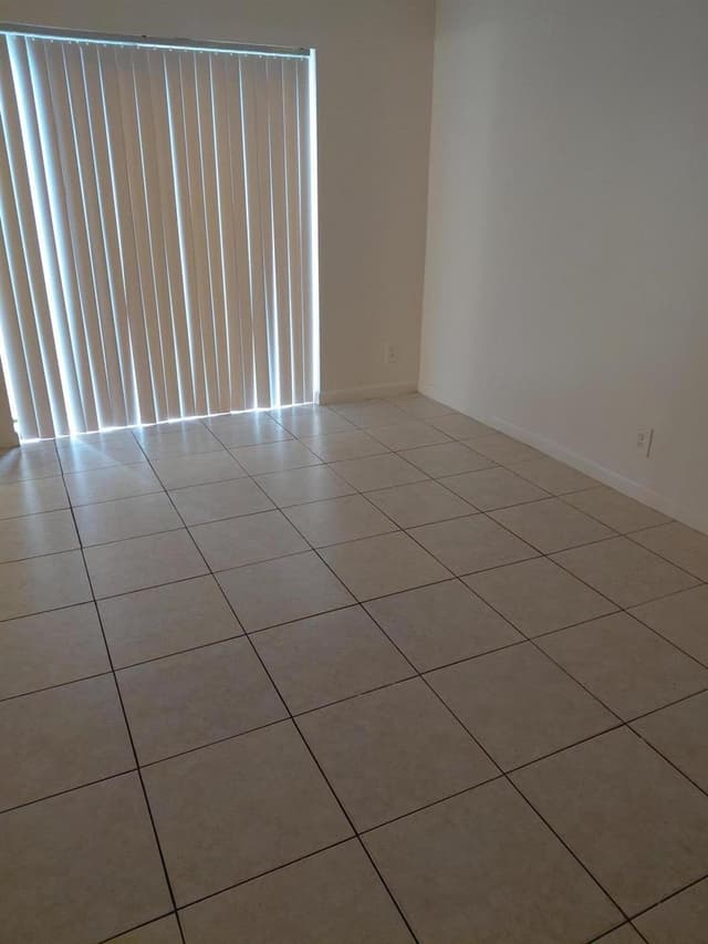 4525 NW Treehouse Lane # A, Tamarac FL 33319 - Tamarac, FL - Photo 6