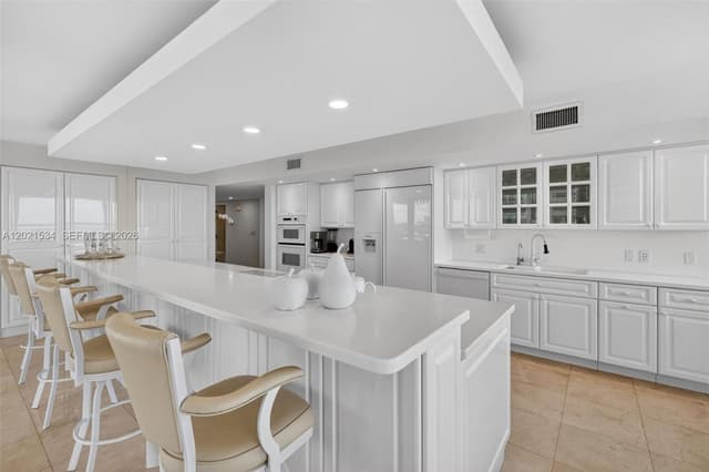 2 Grove Isle Dr # 802, Miami FL 33133 - Miami, FL - Photo 7