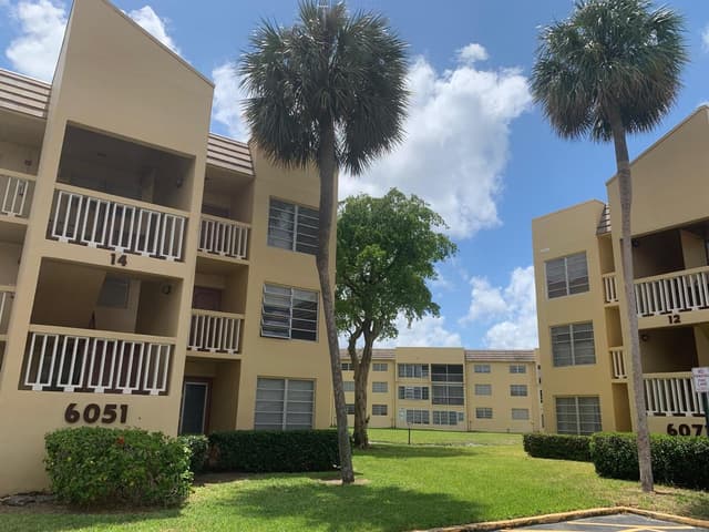 6051 NW 61st Avenue # 211, Tamarac FL 33319 - Tamarac, FL - Photo 4