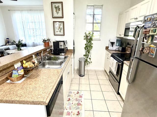 1205 Abaco Lane, Riviera Beach FL 33404 - Riviera Beach, FL - Photo 5