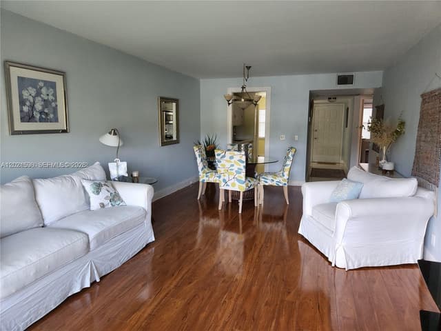 12501 SW 14th St # 314R, Pembroke Pines FL 33027 - Pembroke Pines, FL - Photo 7