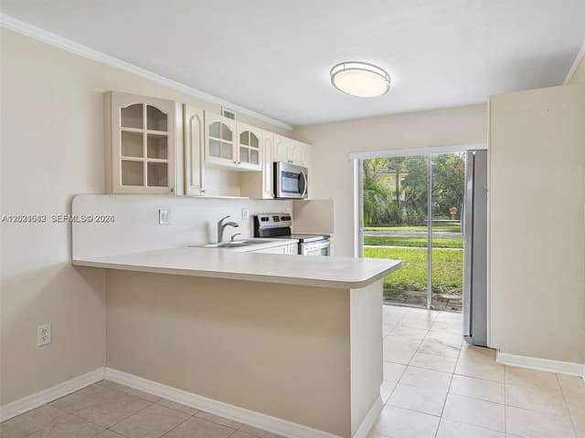 8941 NE 4th Ave Rd # 8941, Miami Shores FL 33138 - Miami Shores, FL - Photo 4