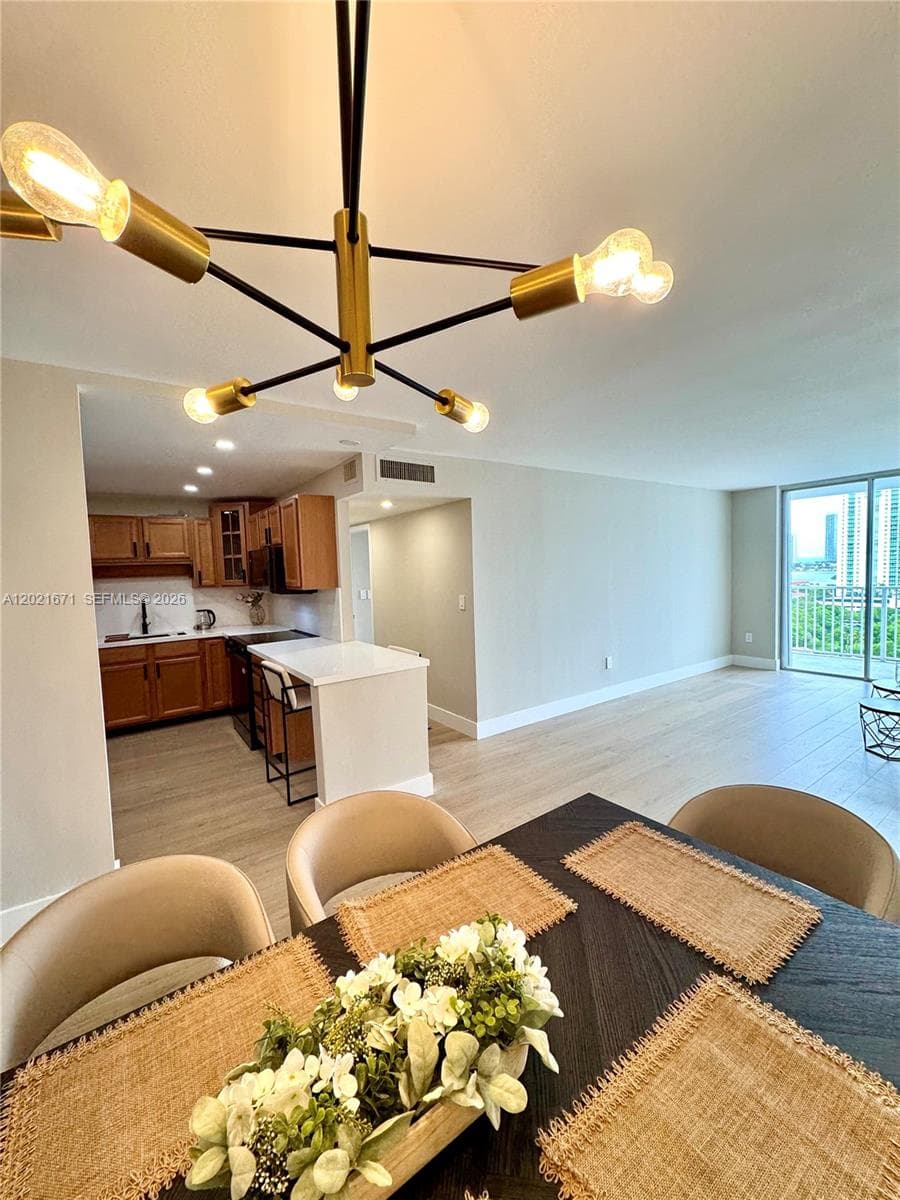2851 NE 183rd St # 1607E, Aventura FL 33160