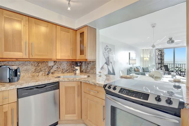 1400 S Ocean Dr # 1001, Hollywood FL 33019 - Hollywood, FL - Photo 3