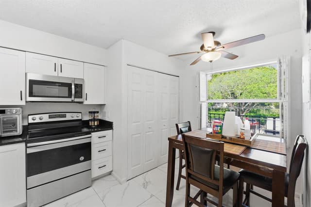 260 NW 76th Avenue # 207, Margate FL 33063 - Margate, FL - Photo 4
