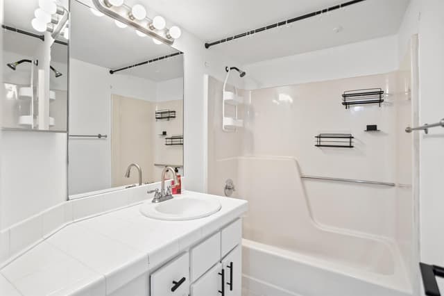 10401 W Broward Boulevard # 209, Plantation FL 33324 - Plantation, FL - Photo 6