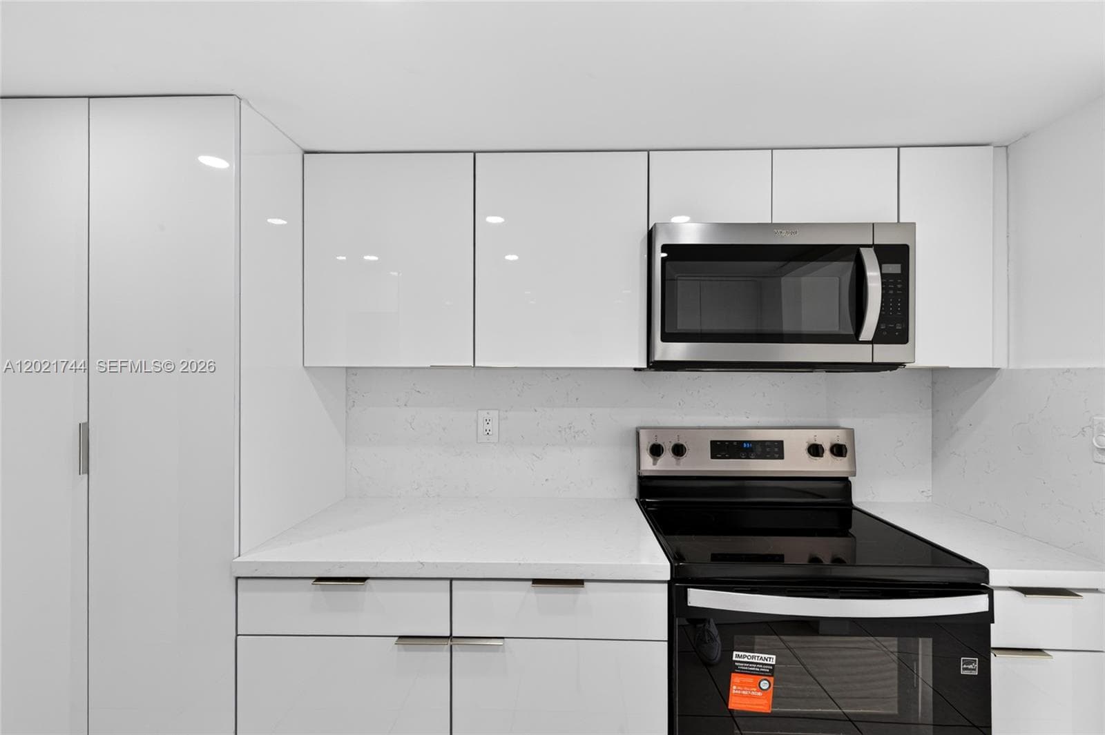 2000 Atlantic Shores Blvd # 120, Hallandale Beach FL 33009 - Hallandale Beach, FL - Photo 1