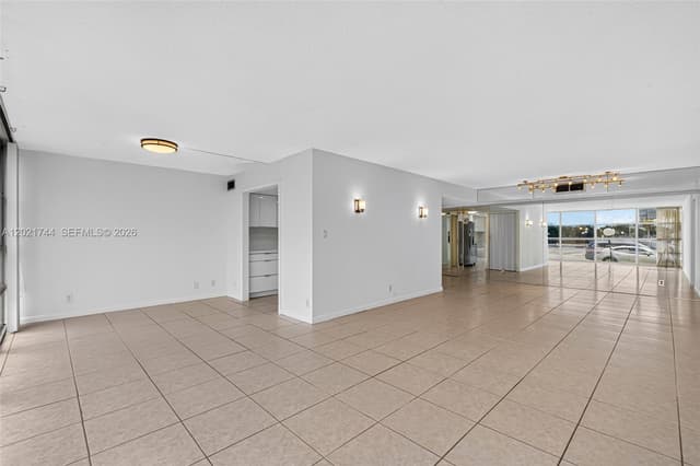 2000 Atlantic Shores Blvd # 120, Hallandale Beach FL 33009 - Hallandale Beach, FL - Photo 5